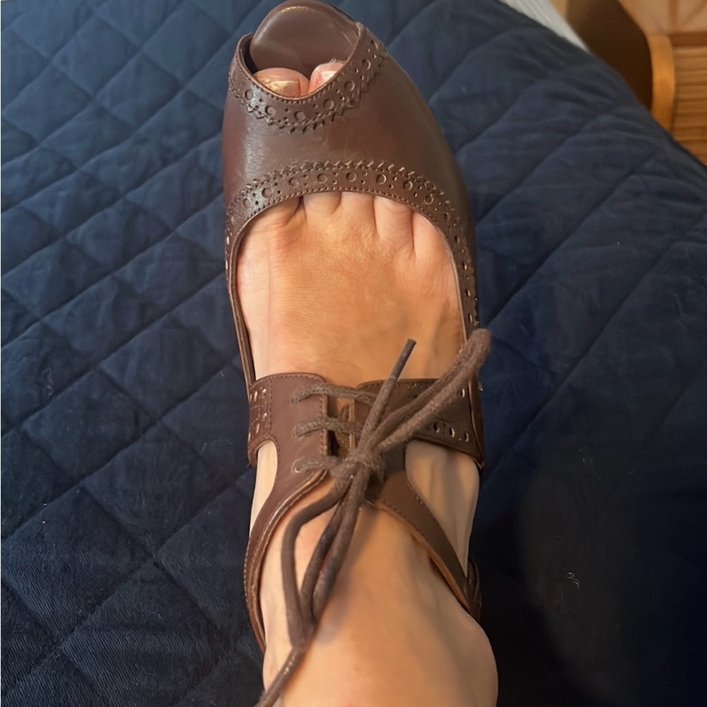 Ralph Lauren Purple Label Brown Heels - Picture 2 of 4